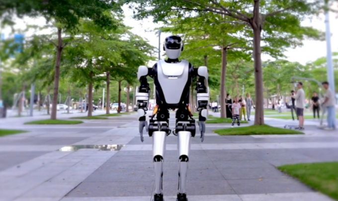 중국 러쥐로봇의 휴머노이드 쿠아보/사진=러쥐로봇