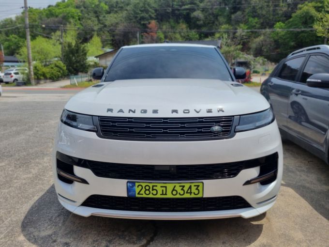올 뉴 레인지로버 스포츠 P550e 다이내믹 HSE. /사진=강주헌 기자