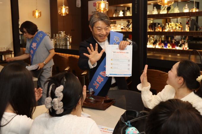 이승환 구미대 총장이 구미시 전입 혜택에 대해 설명하고 있다./사진제공=구미대