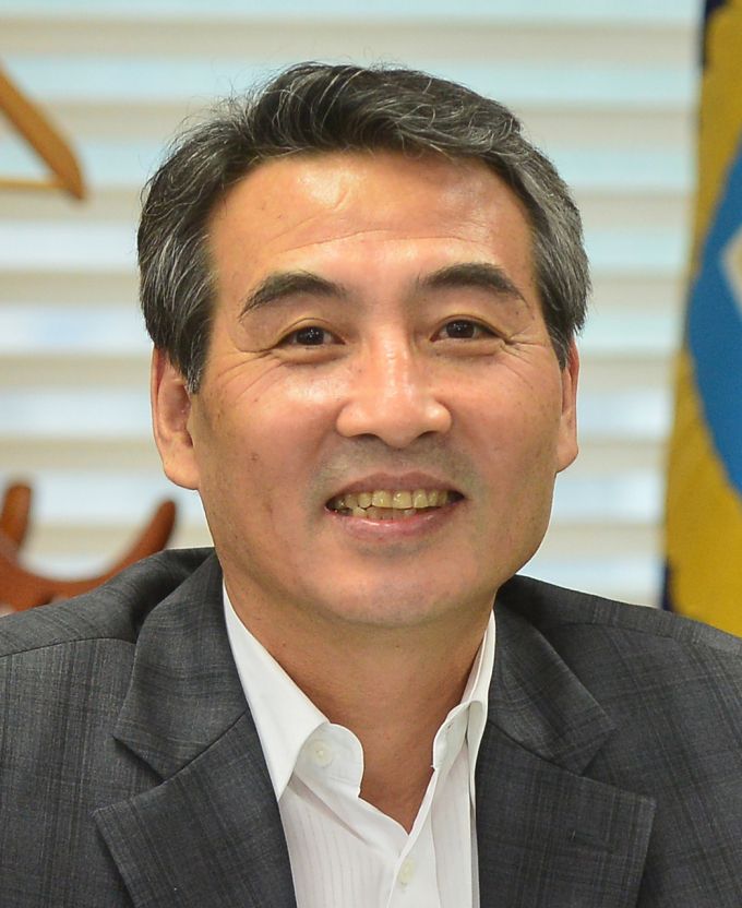 이재명 대통령은 12일 김건희 특검에 민주당이 추천한 민중기 전 서울중앙지방법원장을 지명했다. /사진=뉴스1