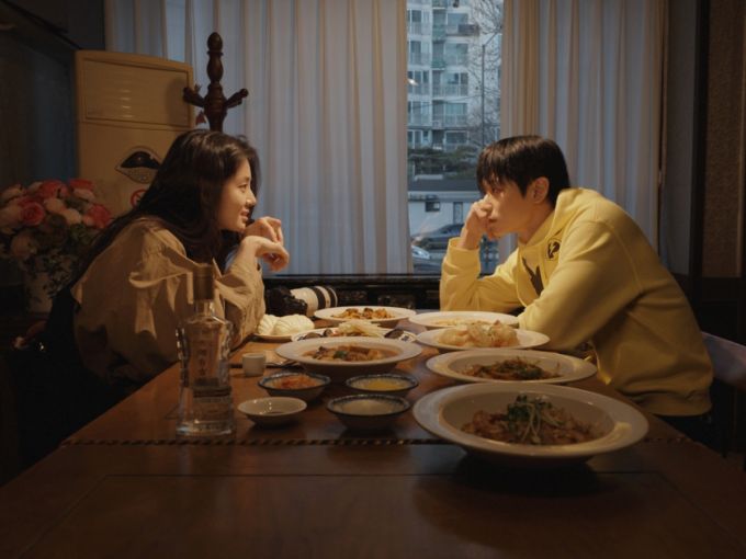 더보이즈 주연과 신시아는 전주국제영화제 초청작 단편 영화 '영영'에서 함께 호흡을 맞췄다. /사진제공=전주국제영화제