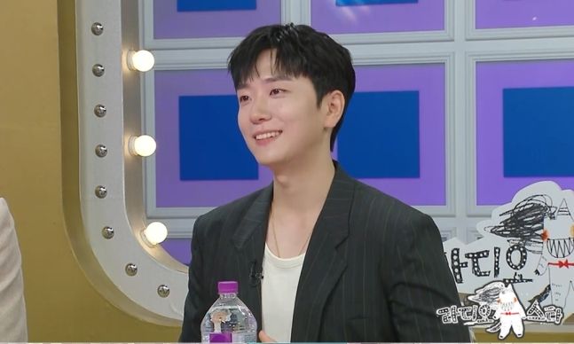 그룹 포레스텔라 멤버 고우림이 아내 김연아와 비밀 연애 이야기를 털어놓는다. /사진=MBC 예능 '라디오스타'