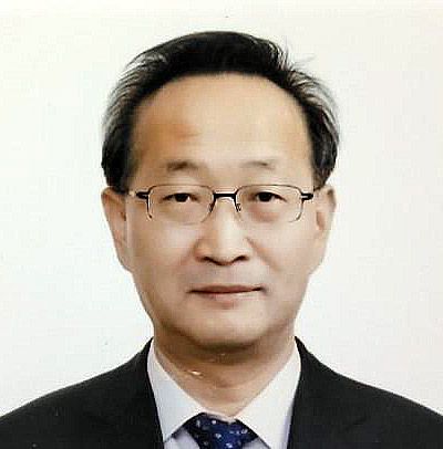 (서울=뉴스1) 박지혜 기자 = 이재명 대통령이 20일 통일부 차관에 김남중 전 통일부 남북회담본부 상근회담 대표를 임명했다. (대통령실 제공. 재판매 및 DB 금지)  2025.6.20/뉴스1  Copyright (C) 뉴스1. All rights reserved. 무단 전재 및 재배포,  AI학습 이용 금지. /사진=(서울=뉴스1) 박지혜 기자