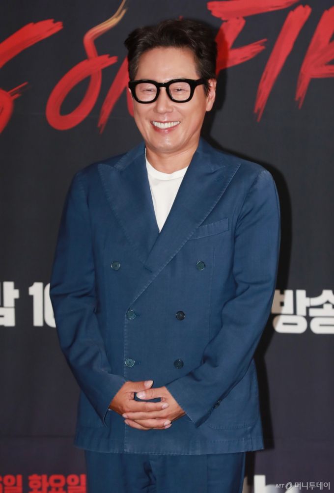 가수 윤종신이 10년 전 15억여원에 매입한 서울 용산구 한남동 건물을 55억원에 팔았다./사진=이동훈