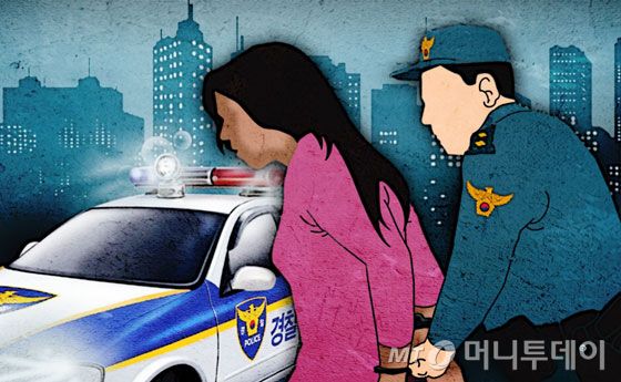 충북 청주시 한 놀이터에서 초등학생을 납치하려고 한 50대 여성이 경찰에 체포됐다. /사진=임종철 디자인기자