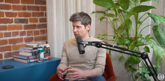 샘 올트먼 오픈AI CEO(최고경영자)는 지난달 24일 공개된 팟캐스트 '디스 패스트 위켄드(This Past Weekend)'에 출연했다./사진=유튜브 캡쳐