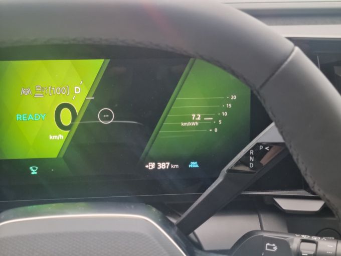 르노 세닉 E-Tech 100% 일렉트릭. /사진=강주헌 기자