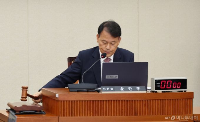 윤한홍 국회 정무위원회 위원장/사진=뉴시스 /사진=김금보