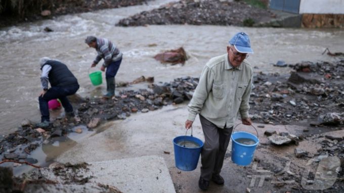 2024년 10월 29일 스페인 발렌시아 지역에서 발생한 대홍수 현장 모습. 해당 재난으로 주민 226명이 사망했다. /로이터=뉴스1