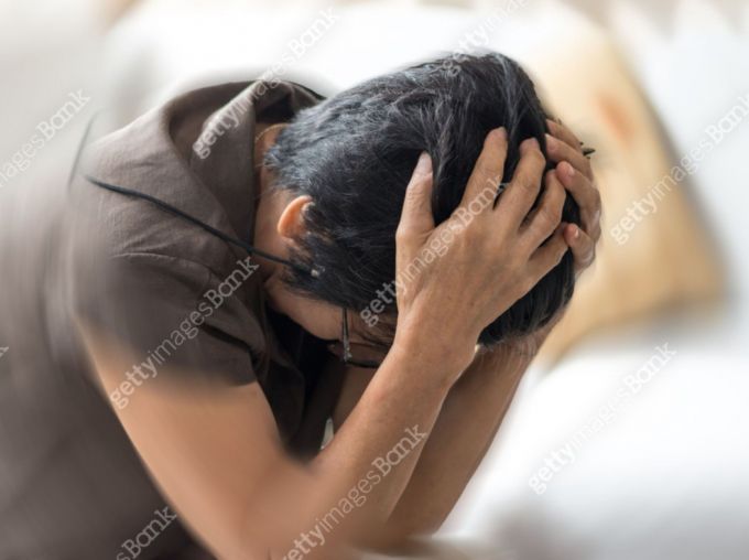 뽀뽀하자고 했다가 이를 거부 당하자 주먹을 휘두른 80대 남성이 벌금형을 선고받았다.  사진은 기사 내용과 직접적인 관련 없음. /사진=게티이미지뱅크