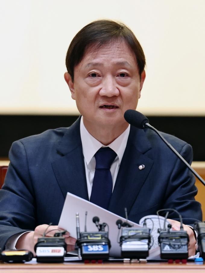 이찬진 금융감독원장이 1일 서울 여의도 금융감독원에서 출입기자단과의 기자간담회를 열고 인사말을 하고 있다. /사진=뉴스1