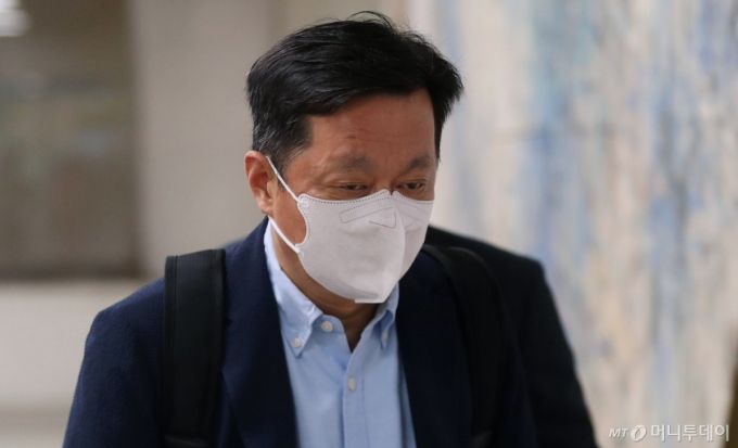 정진상 전 더불어민주당 대표실 정무조정실장이 지난 7월 15일 오전 서울 서초구 서울중앙지방법원에서 열린  대장동 배임 및 성남FC 뇌물수수 혐의 77차 공판에 출석하고 있다. /사진=뉴시스