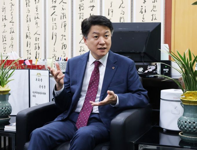 윤성찬 대한한의사협회장./사진=대한한의사협회