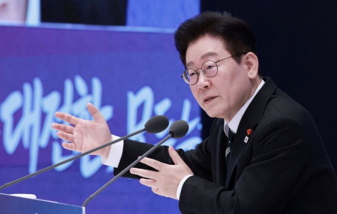 이재명 대통령이 21일 청와대 영빈관에서 열린 2026년 신년 기자회견에서 발언하고 있다. /사진=뉴시스