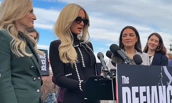 패리스 힐튼이 과거 성관계 동영상 유출을 고백하며 인공지능(AI) 기술을 이용한 딥페이크 성 착취물 근절을 촉구했다./사진=패리스힐튼 인스타그램