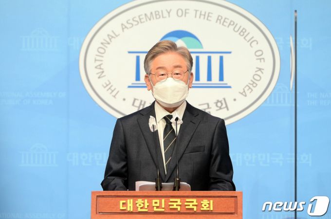 더불어민주당 대권 주자인 이재명 경기도지사 /사진제공=뉴스1