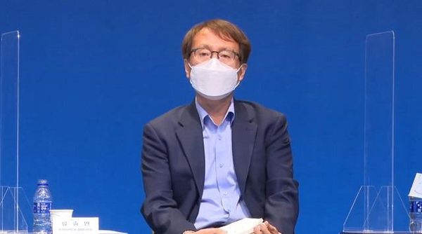 류충민 한국생명공학연구원 감염병연구센터장이 25일 오후 2시 한국과학기술단체총연합회 ‘코로나19, 백신 개발·확보·배분 및 위험관리 전략’ 온라인 포럼에서 패널 토론을 하고 있다./한국과총