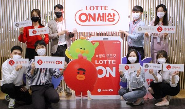 롯데그룹은 10월 23일부터 열흘 간 그룹 차원의 대규모 할인 행사 ‘롯데온세상’을 진행한다. /롯데쇼핑 제공