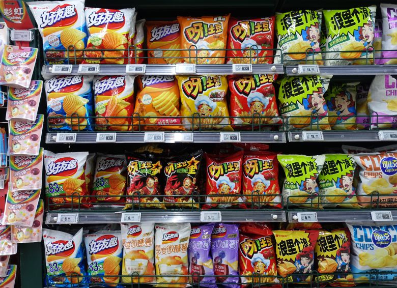 중국 베이징의 한 마트에서 판매 중인 오리온 과자류 제품. 오리온의 중국명은 좋은 친구란 뜻의 하오리유(好丽友)다. /김남희 특파원