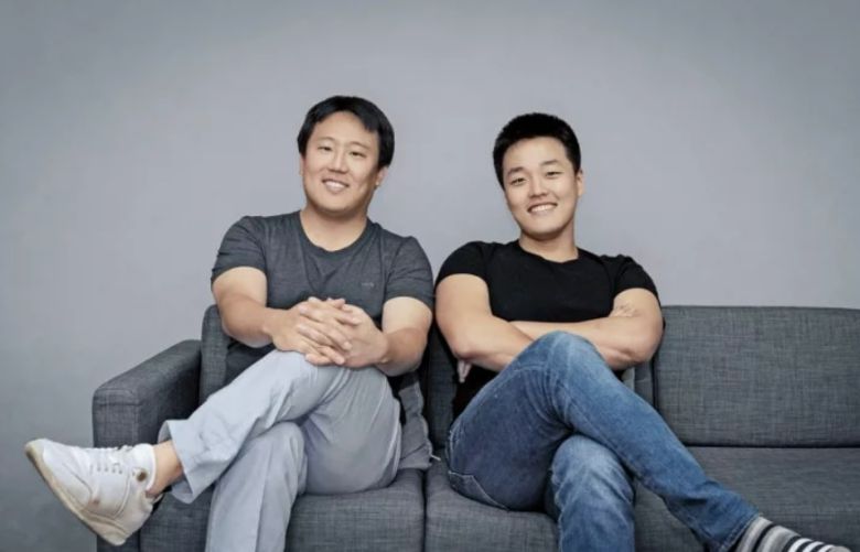 신현성 전 차이코퍼레이션 총괄 대표(왼쪽)와 권도형 테라폼랩스 공동 대표. /테라폼랩스