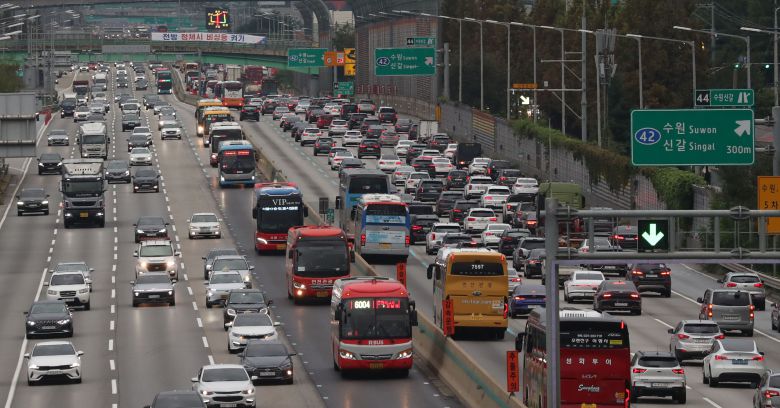경기 용인시 기흥구 경부고속도로 수원신갈IC 인근 고속도로. /뉴스1