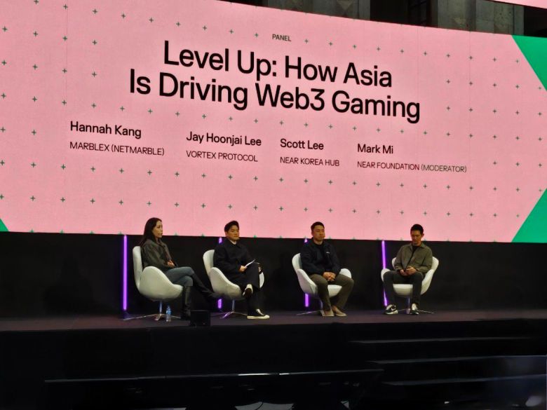 지난해 11월 8일(현지시각) 포르투갈 리스본에서 개최된 유럽 최대 규모 블록체인 콘퍼런스 '니어콘(Nearcon) 2023'에 참석한 국내 전문가들이 패널 토론을 진행하고 있다. /뉴스1