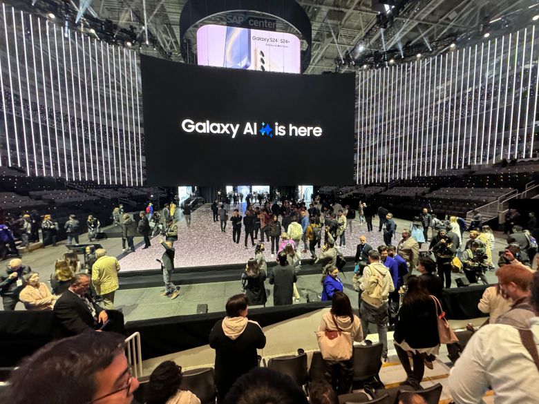 삼성전자는 SAP 센터를 절반으로 나눠 한쪽은 언팩 무대, 나머지는 갤S24 시리즈 체험존으로 꾸몄다. /새너제이=윤진우 기자