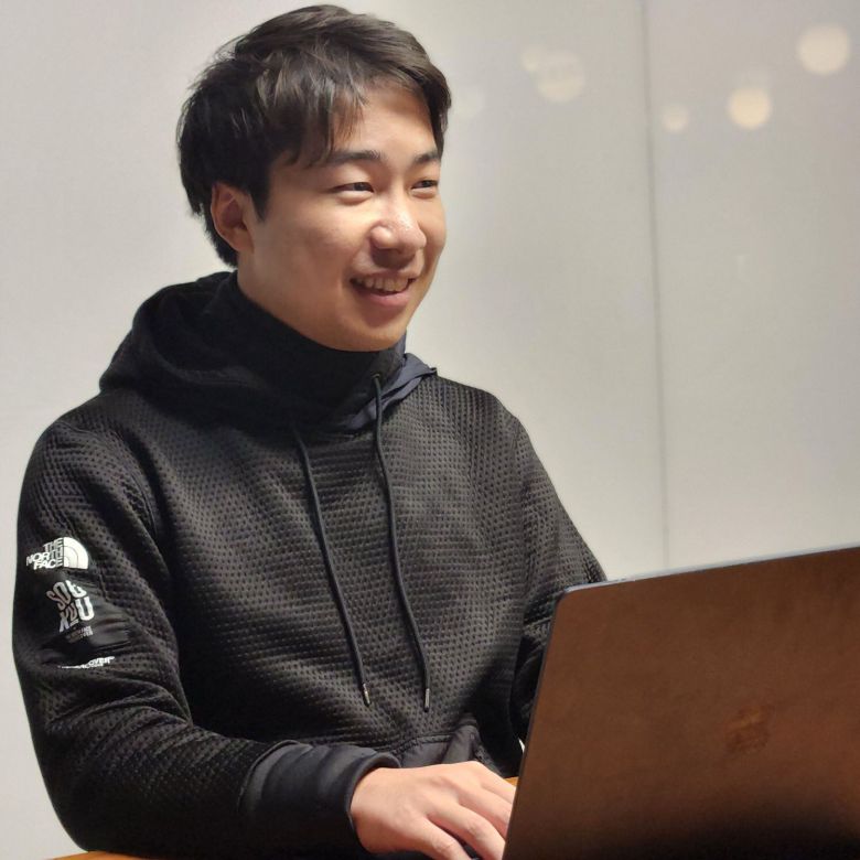 아스타 네트워크 설립자이자 아스타 재단의 최고경영자(CEO) 소타 와타나베가 지난 7일 서울 강남 해시드 본사에서 조선비즈와 인터뷰하고 있다. /이학준 기자