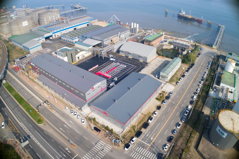 DS단석 군산1공장 전경. 도로변에 직사각형 모양으로 완공된 곳이 LIB 재활용 공장(왼쪽)이다. /DS단석 제공