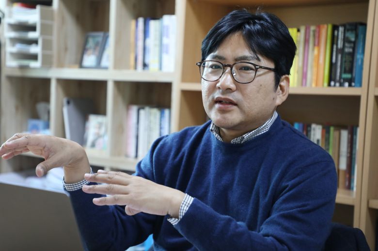 현정환 동국대 국제통상학과 교수가 지난 3일 조선비즈와 인터뷰하고 있다. /조인원 기자