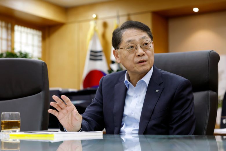 황상하 SH공사 사장이 8일 '취임 100'일을 맞는다. 황 사장은 하루 전인 7일 오후 조선비즈와 인터뷰를 진행했다./SH공사 제공