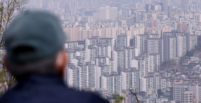 지난 16일 서울 아파트 단지 모습. /뉴스1