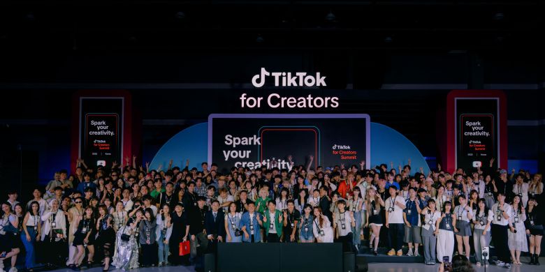 틱톡(TikTok)은 지난 5일 서울 서초구 aT센터에서 국내외 350여 명의 크리에이터들과 함께 ‘틱톡 포 크리에이터 서밋’을 열었다. /틱톡 제공