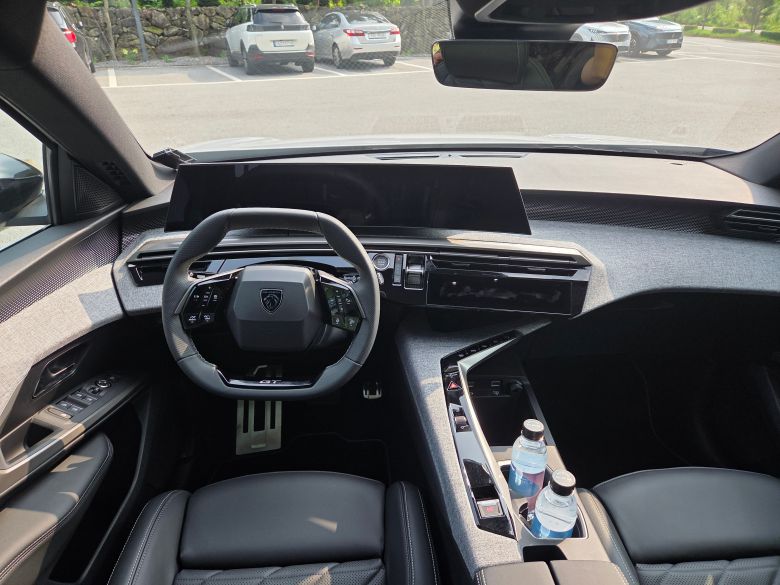 푸조 올 뉴 3008 GT 스마트 하이브리드. /권유정 기자