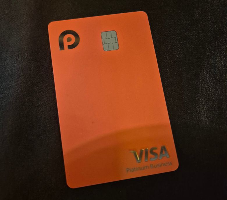 미국 카드사 비자(VISA)와 홍콩 가상자산 결제 기업 리닷페이가 발급한 스테이블코인 결제 직불 카드. /뉴스1