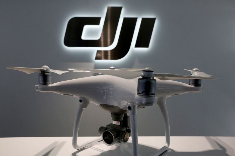 중국 홍콩 DJI 플래그십 스토어에 전시된 드론. /연합뉴스