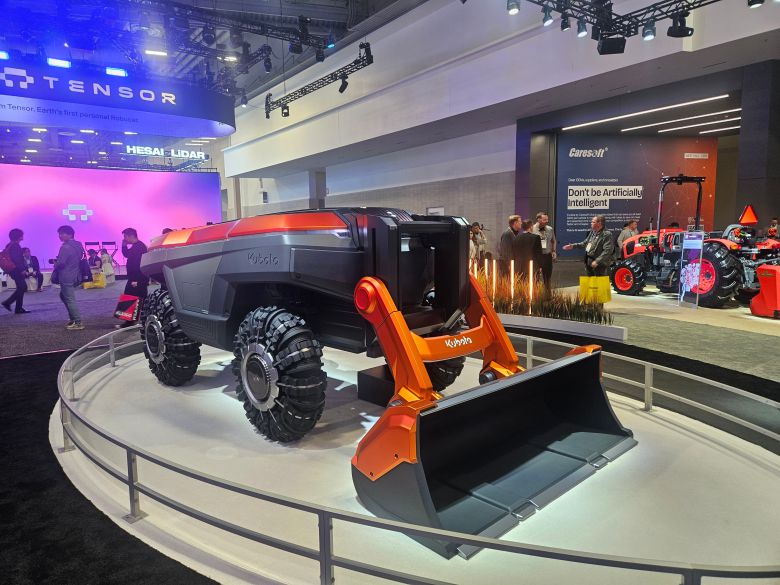 6일(현지시각) 미국 라스베이거스 컨벤션 센터(LVCC)에서 세계 최대 가전 IT 전시회 CES 2026이 개막한 가운데, 일본 건설기계 업체 쿠보타가 공개한 KVPR. /김지환 기자