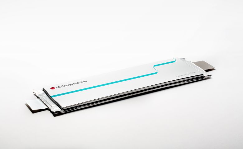LG에너지솔루션 ESS용 LFP 롱셀 배터리. /LG에너지솔루션 제공