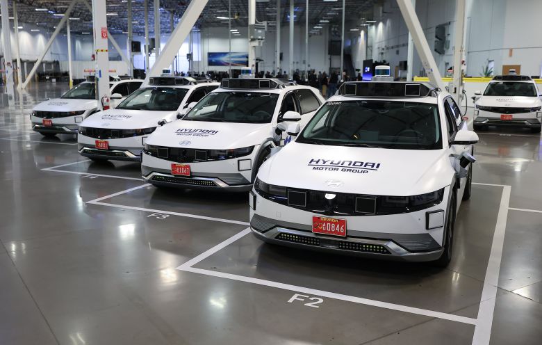 현대차그룹 모셔널이 개발한 아이오닉5 기반 로보택시./연합뉴스