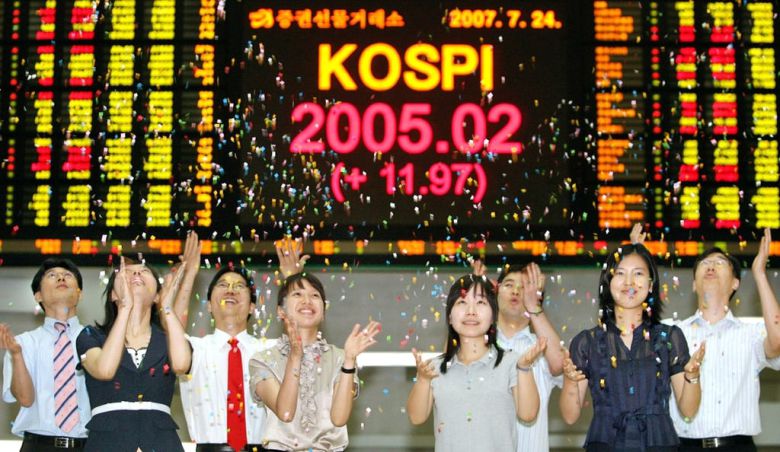 코스피 지수가 사상 처음 2000포인트를 넘었던 2007년 7월 24일./연합뉴스