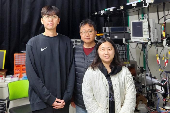 (왼쪽부터)박재우 연구원, 윤승하 수석연구원, 앙연희 연구원. 한국생산기술연구원