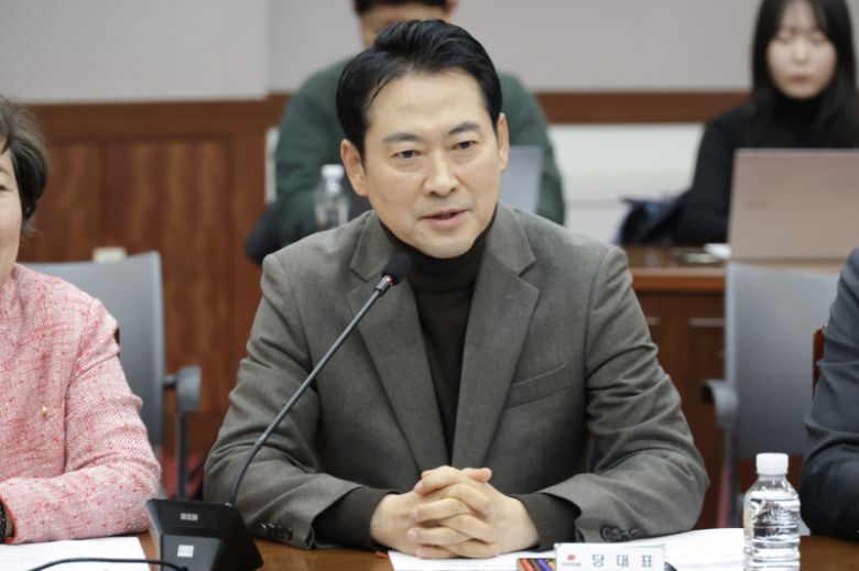 장동혁 국민의힘 대표가 30일 전북 김제시 새만금33센터에서 열린 새만금 정책간담회 및 현장 방문에서 발언하고 있다. 연합뉴스