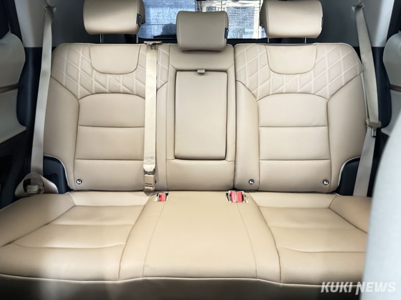 KGM 액티언 하이브리드 2열 공간. 송민재 기자