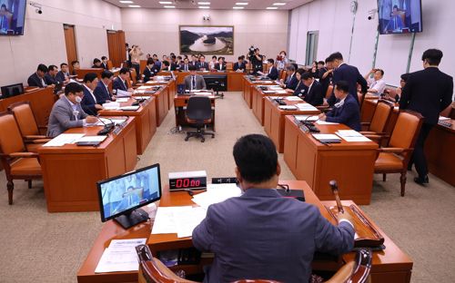 국회 농림축산식품해양수산위원회 전체회의 모습. [사진 제공] 연합뉴스