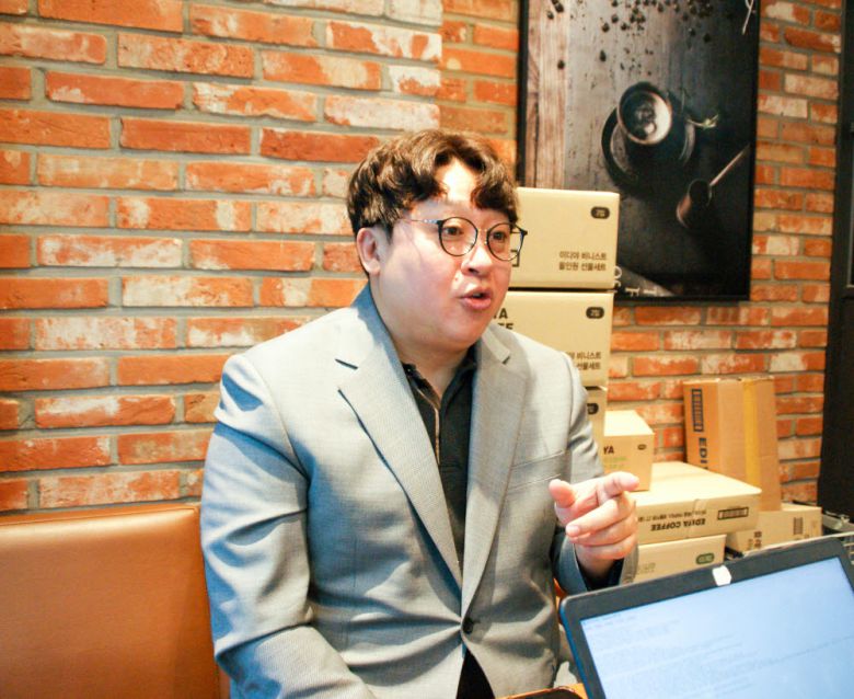 최근 서울 모처에서 방송인 허준과 인터뷰를 가졌다.