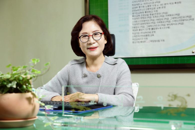 김근옥 군포e비지니스고 교장