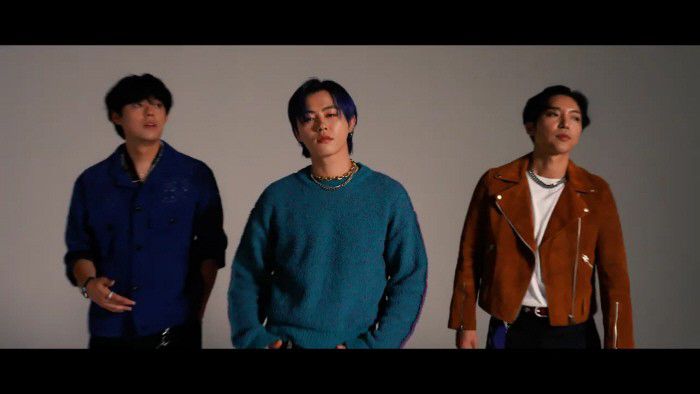 나르샤의 남편 황태경(오른쪽)이 유권·우수 등이 함께하는 프로듀싱팀 '5seconds'로 음악프로듀서로 첫 발을 내딛었다. (사진=유권 Wanna Do 뮤비 캡처)