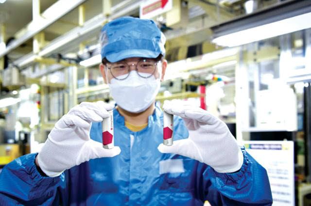 LG에너지솔루션 원통형 배터리