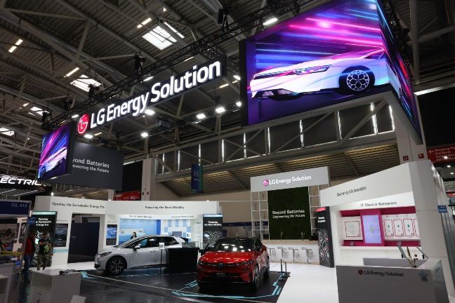 인터배터리 유럽 2023에 마련된 LG에너지솔루션 부스 전경 (LG에너지솔루션 제공)