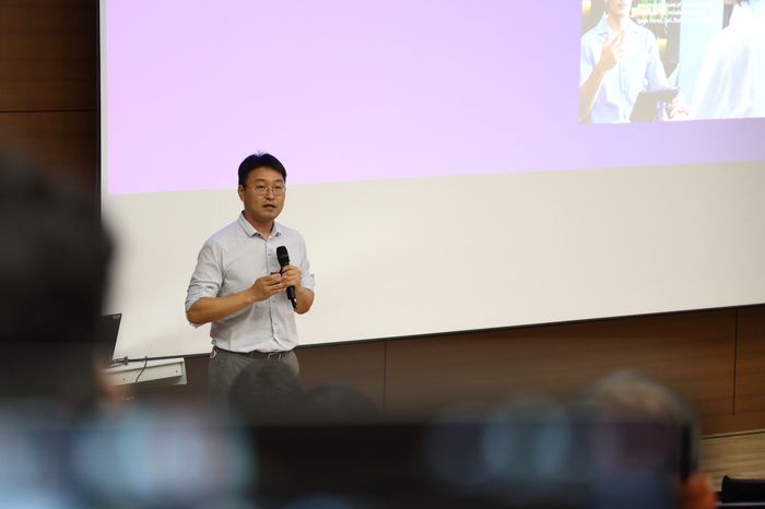 강연하는 퀄컴테크날러지스코리아 정철호 상무